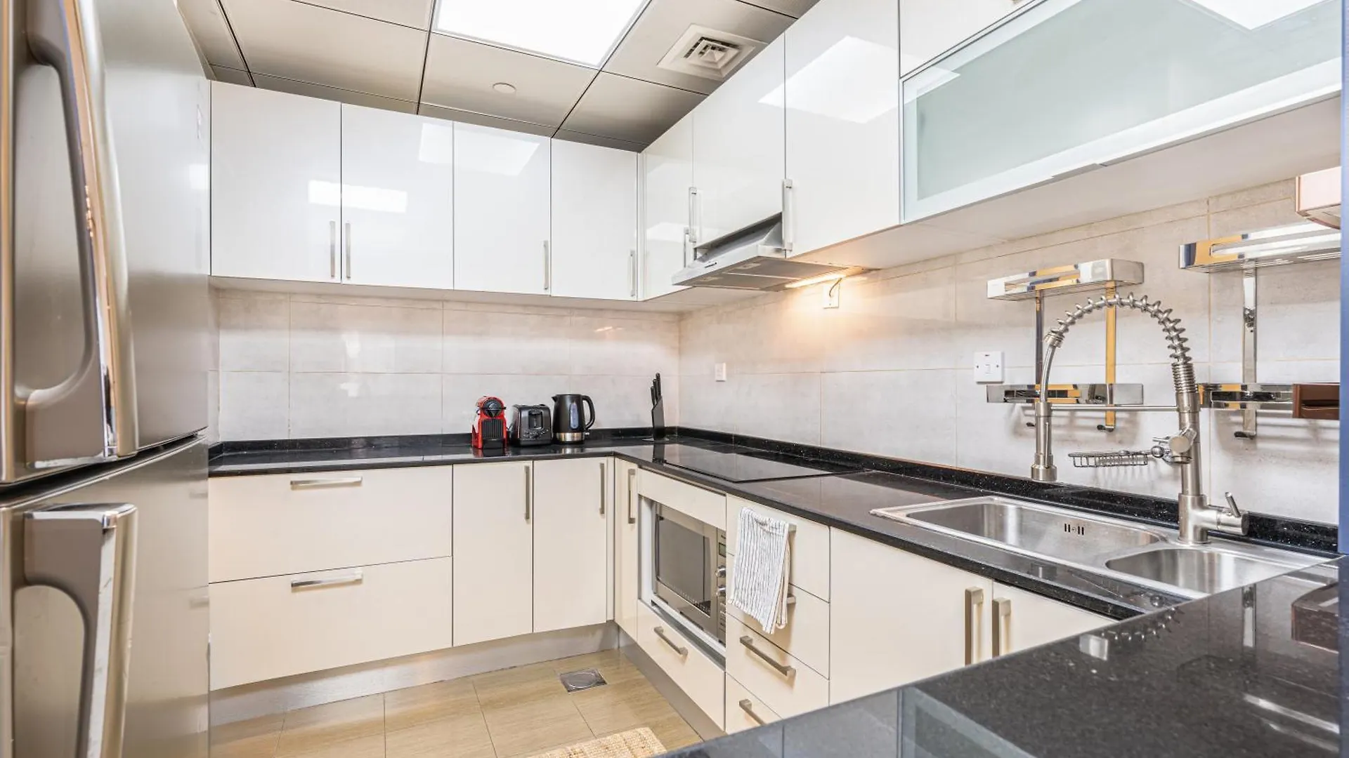 Elegant Home In The Heart Of Marina Dubai