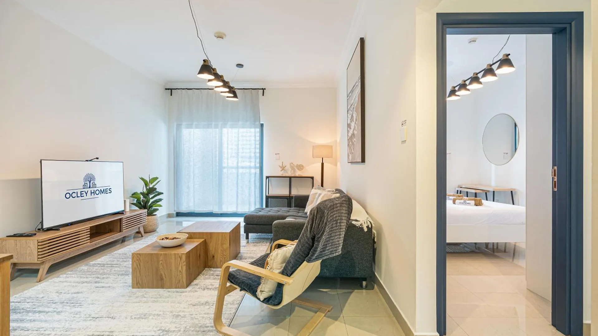 Elegant Home In The Heart Of Marina Dubai Apartment